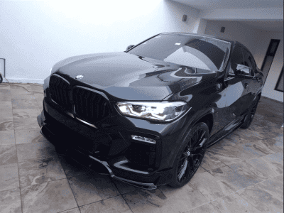 2022 BMW X6M