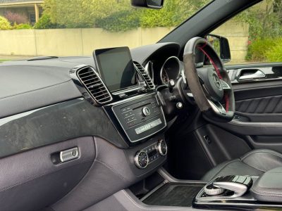 Mercedes Benz GLE43 AMG