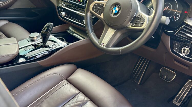 2018 BMW 530e MSport PHEV – 39000 kms